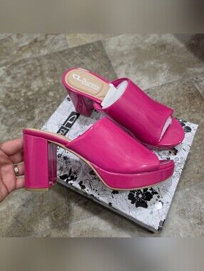 CL by Laundry "Get On" Patent Platform Mules / Women's Size 9
